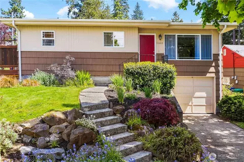 19448 15th Ave NW, Shoreline, WA 98177