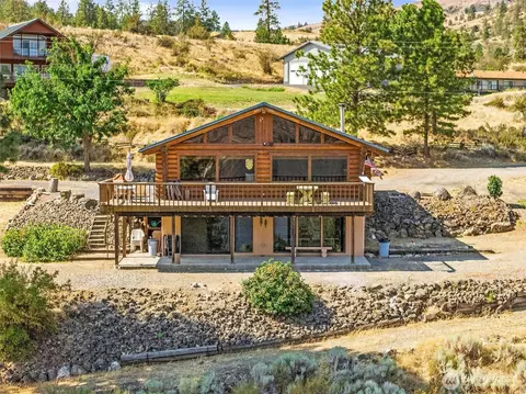 20301 Brougher Ln E, Wilbur, WA 99185