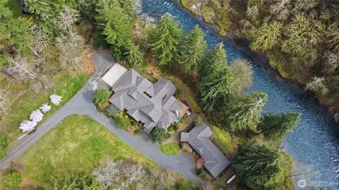 125 Royal Coachman Ln, Kalama, WA 98625