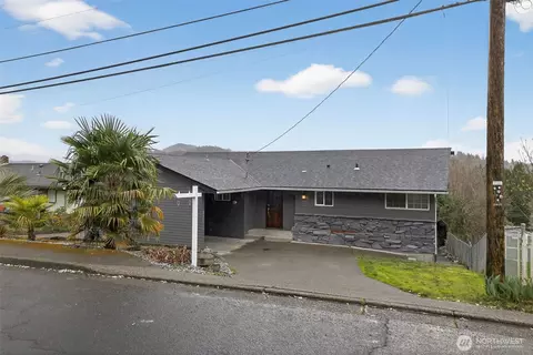 2404 Bloyd St, Kelso, WA 98626
