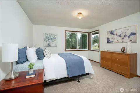 Bedroom - 23517 Orville Rd E, Orting, WA 98360 photo 1 of 2