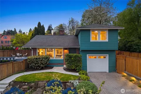 5501 37th Ave NE, Seattle, WA 98105