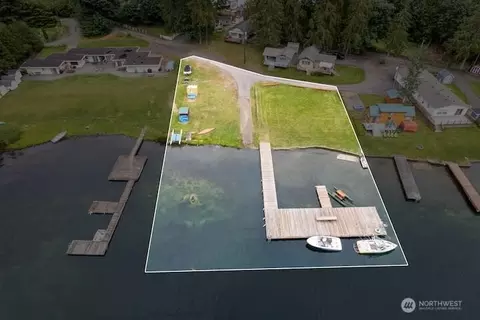 17 Thompson Point Rd, Port Angeles, WA 98363