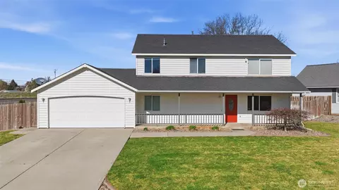 1705 SE Market St, College Place, WA 99324