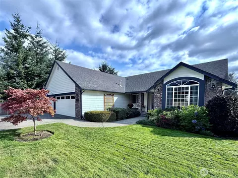 Exterior - 20615 39th Ave SE, Bothell, WA 98012 photo 2 of 8