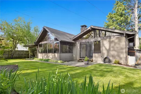 Exterior - 2258 40th Ave E, Seattle, WA 98112 photo 7 of 10