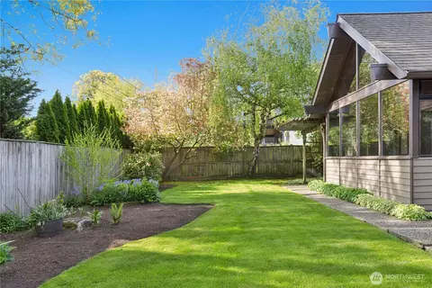 Exterior - 2258 40th Ave E, Seattle, WA 98112 photo 10 of 10
