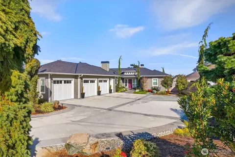 1350 Bonnie View Acres Rd, Oak Harbor, WA 98277