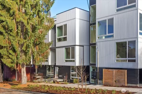 3120 Queen Anne Ave N, Seattle, WA 98109