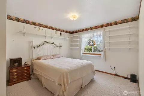 Bedroom - 128 Jackson View Dr, Chehalis, WA 98532 photo 1 of 2