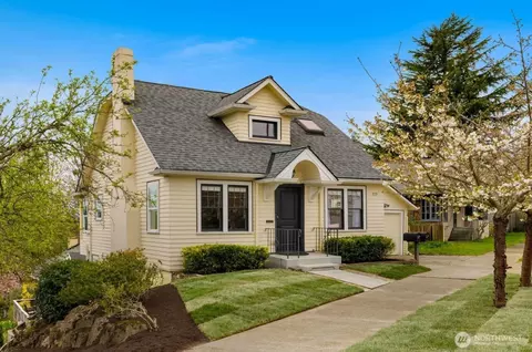 933 Yakima Pl S, Seattle, WA 98144