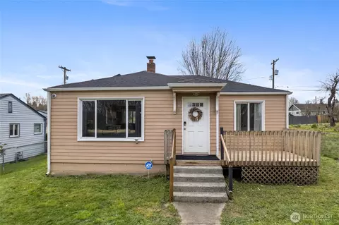 1646 E Wright Ave, Tacoma, WA 98404