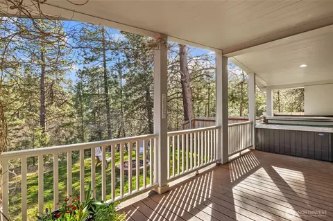 605 N Park St, Cle Elum, WA 98922