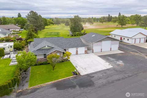19341 St Andrews Dr NW, Soap Lake, WA 98851