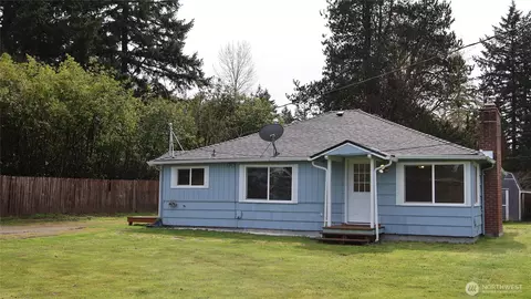 4484 SE Foss Rd, Port Orchard, WA 98366