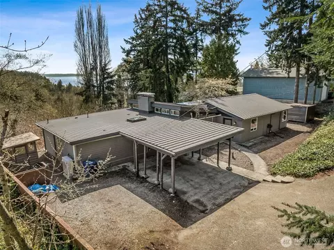 17220 Sylvester Rd SW, Normandy Park, WA 98166