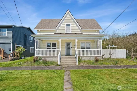 153 SW Lewis St, Chehalis, WA 98532