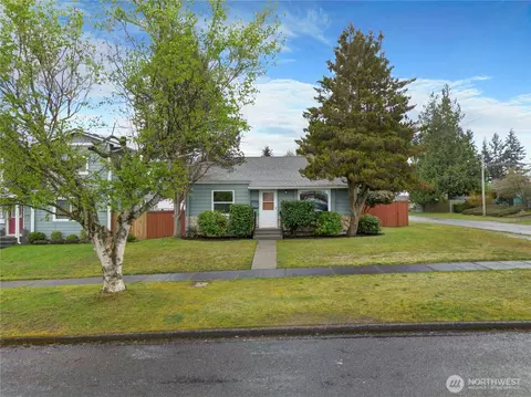 4922 N 19th St, Tacoma, WA 98406