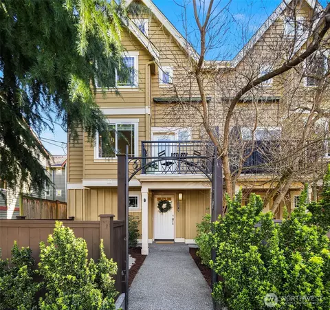 739 N 94th St #B, Seattle, WA 98103