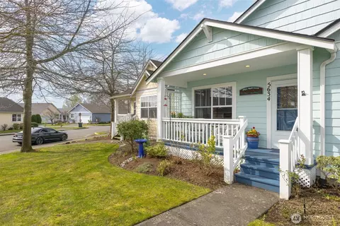 5634 Applewood Dr, Ferndale, WA 98248