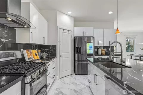 20042 94th Ave NE, Bothell, WA 98011 photo 12