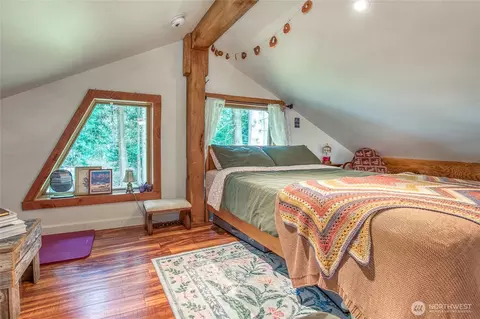 Bedroom - 653 Cedar Hill Rd, Eastsound, WA 98245 photo 5 of 5