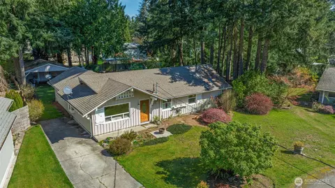 8716 NE 135th Pl, Kirkland, WA 98034