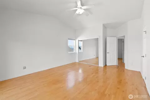 Bedroom - 40 Coral Dr, Sequim, WA 98382 photo 4 of 4