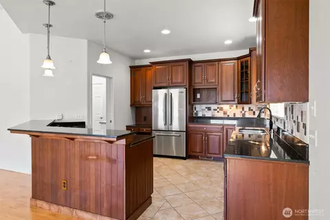 Kitchen - 40 Coral Dr, Sequim, WA 98382 photo 1 of 5