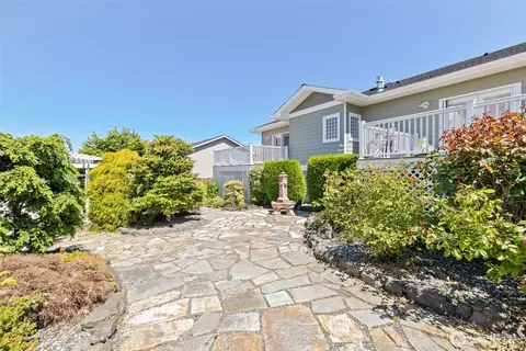 Exterior - 40 Coral Dr, Sequim, WA 98382 photo 11 of 13