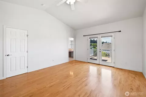 Bedroom - 40 Coral Dr, Sequim, WA 98382 photo 3 of 4