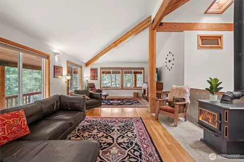 19374 Westside Dr, Leavenworth, WA 98826