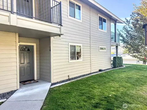 520 11th St NE #14, East Wenatchee, WA 98802