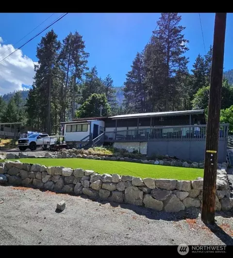 12245 S Lakeshore Rd #44, Chelan, WA 98816