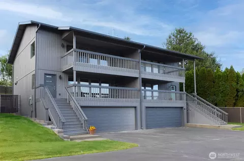 3 Burning Tree Dr #3, Yakima, WA 98902