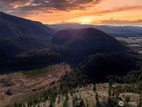 1721 Aeneas Valley Rd, Tonasket, WA 98855