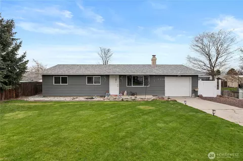 1229 Malaga Ave, Wenatchee, WA 98801