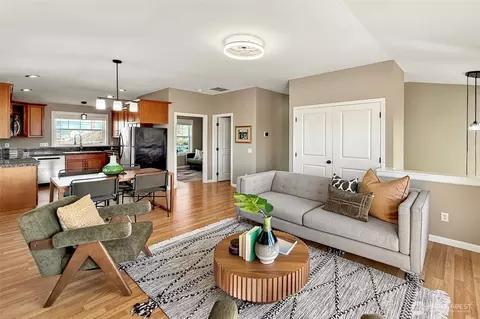 Living - 3111 Norton Ave #C, Everett, WA 98201 photo 3 of 5