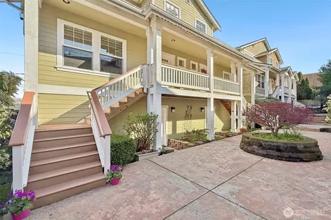 Exterior - 3111 Norton Ave #C, Everett, WA 98201 photo 2 of 4