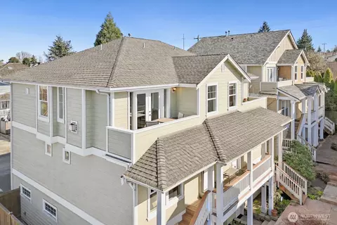 Exterior - 3111 Norton Ave #C, Everett, WA 98201 photo 1 of 4