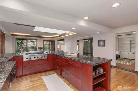 Kitchen - 606 Wetmore Ave, Everett, WA 98201 photo 4 of 5