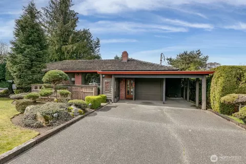 Exterior - 606 Wetmore Ave, Everett, WA 98201 photo 2 of 6