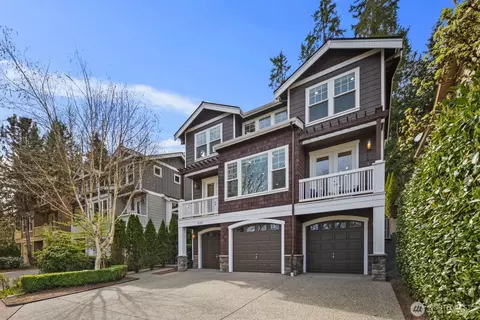 11127 NE 162nd St, Bothell, WA 98011