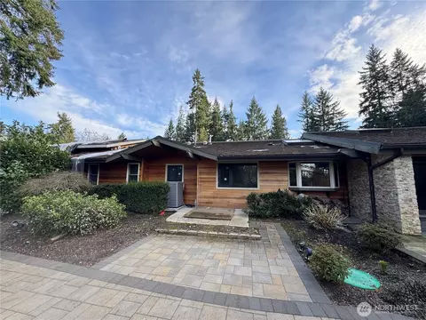 Exterior - 2620 Maltby Rd, Bothell, WA 98012 photo 3 of 8