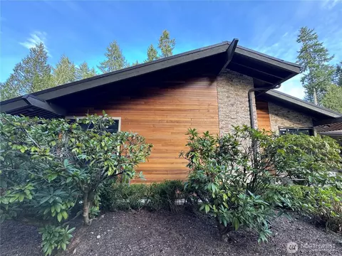 Exterior - 2620 Maltby Rd, Bothell, WA 98012 photo 2 of 8