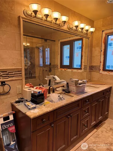 Bath - 2620 Maltby Rd, Bothell, WA 98012 photo 1 of 3