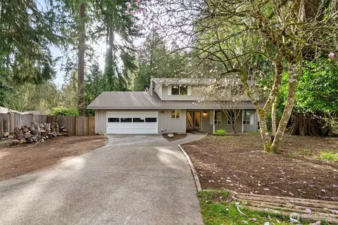 5417 34th Ave SE, Lacey, WA 98503