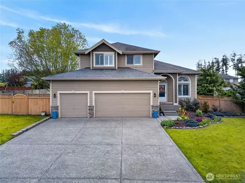 1031 Cove View Cir, Oak Harbor, WA 98277