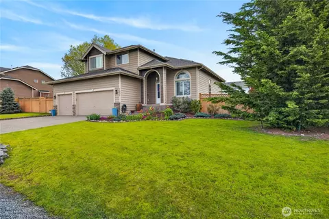 1031 Cove View Cir, Oak Harbor, WA 98277