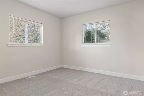 Bedroom - 1910 Chestnut St, Everett, WA 98201 photo 4 of 5